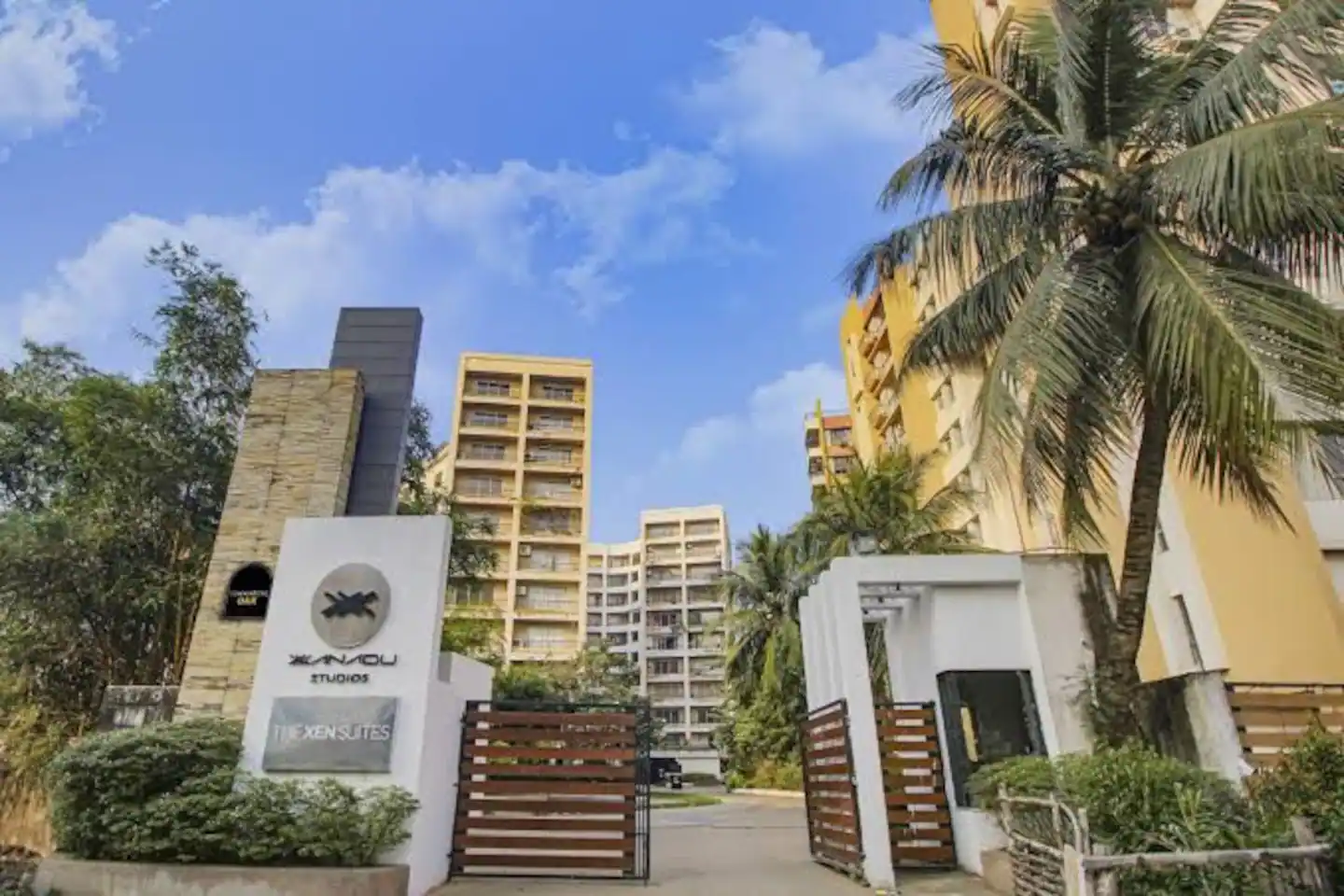 Xanadu 310 - Modern studio apartment New Town Kolkata with dedicated workspace, 2 guests capacity, from Rs 1800 per night